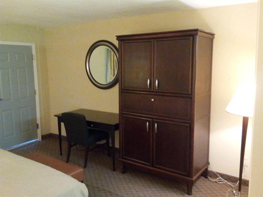 Travel Inn & Suites Humble Zewnętrze zdjęcie